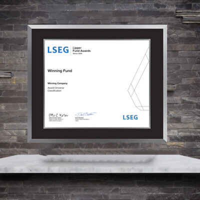 LSEG Lipper Fund Awards Wood Plaque